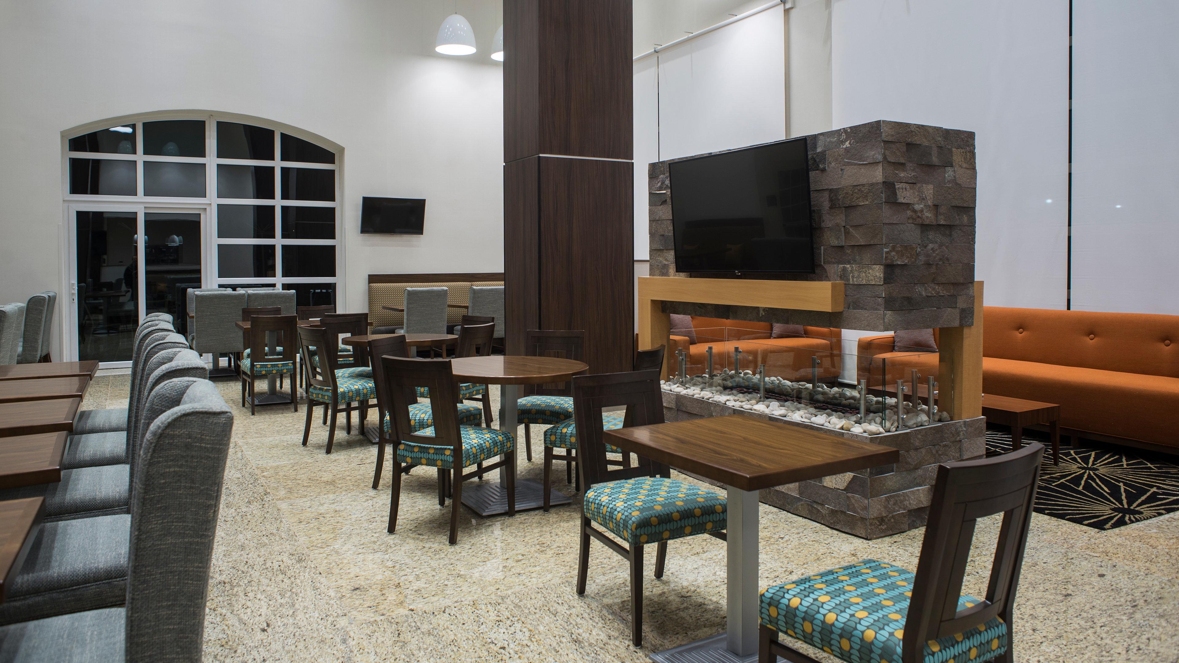 Staybridge Suites Puebla By Ihg Εξωτερικό φωτογραφία